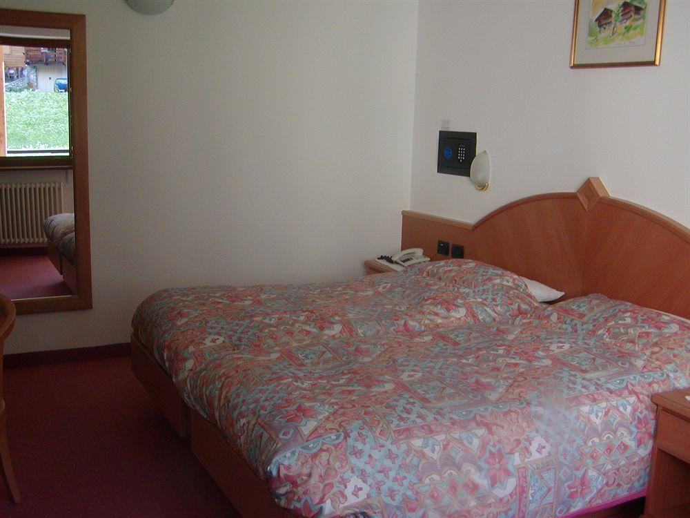 Hotel Dolomites Inn Canazei Εξωτερικό φωτογραφία