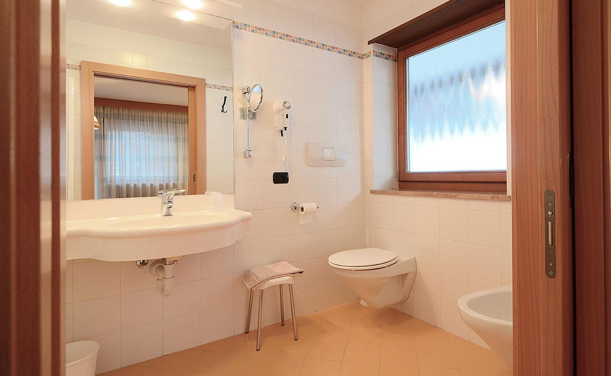 Hotel Dolomites Inn Canazei Εξωτερικό φωτογραφία