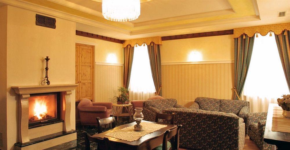 Hotel Dolomites Inn Canazei Εξωτερικό φωτογραφία