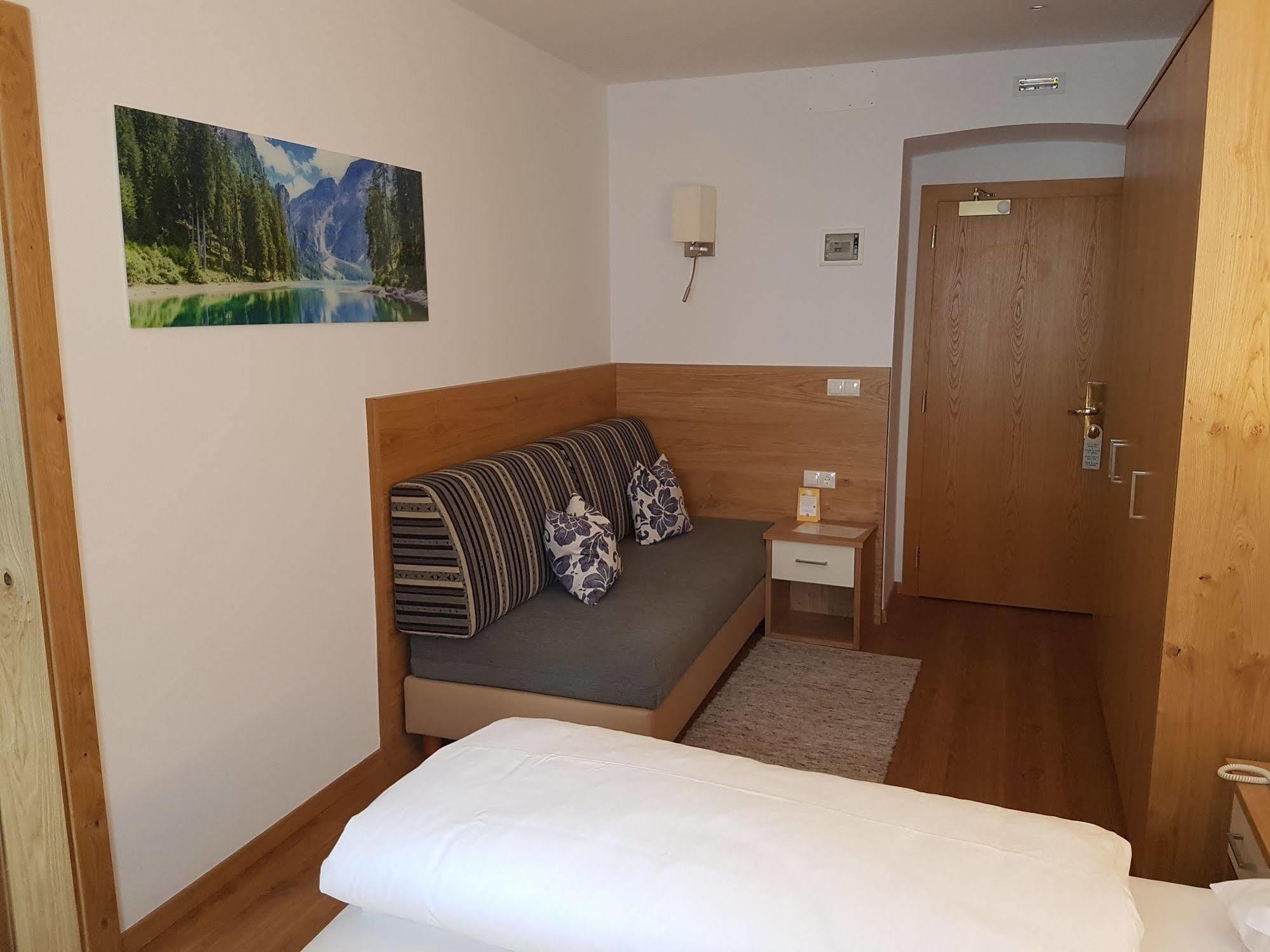 Hotel Dolomites Inn Canazei Εξωτερικό φωτογραφία