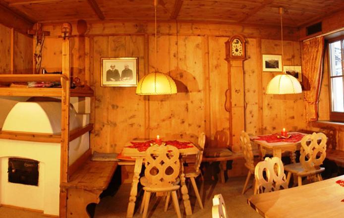 Hotel Dolomites Inn Canazei Εξωτερικό φωτογραφία